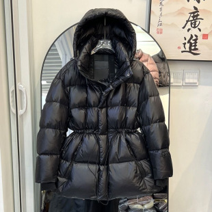 �Z�q�Ӻ�2025�̿��n�涬����q��Ů��������H���ɫ�е������I��