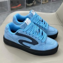 原创情侣厚底板鞋ins2025秋季新款美式港风学生百搭松糕底面包鞋