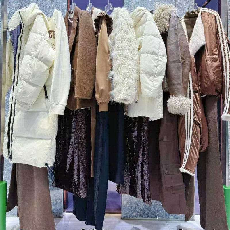 26 Winter Wei Yi Fashion Cool and Stylish Thick down Jacket Coat Dress Shirt Brand Clearance Women's Clothing Direct Source 26 Winter Wei Yi Fashion Cool and Stylish Thick down Jacket Coat Dress Shirt Brand Clearance Women's Clothing Direct Source