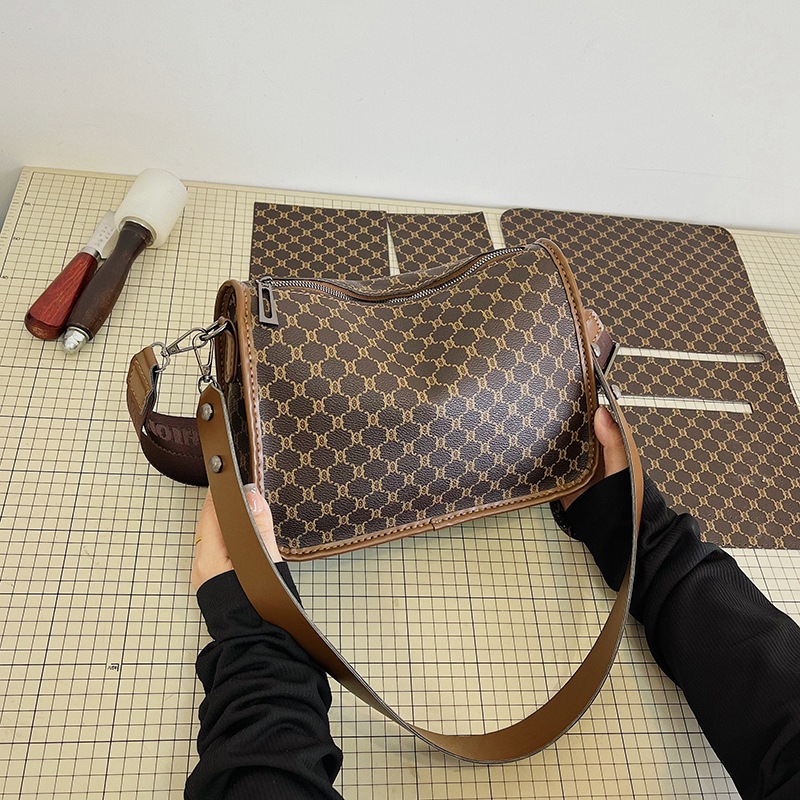 Solid Color Couple Homemade Handmade DIY Material Bag Woven Bag Advanced Texture Single-shoulder Crossbody Bag Hand-made Gift