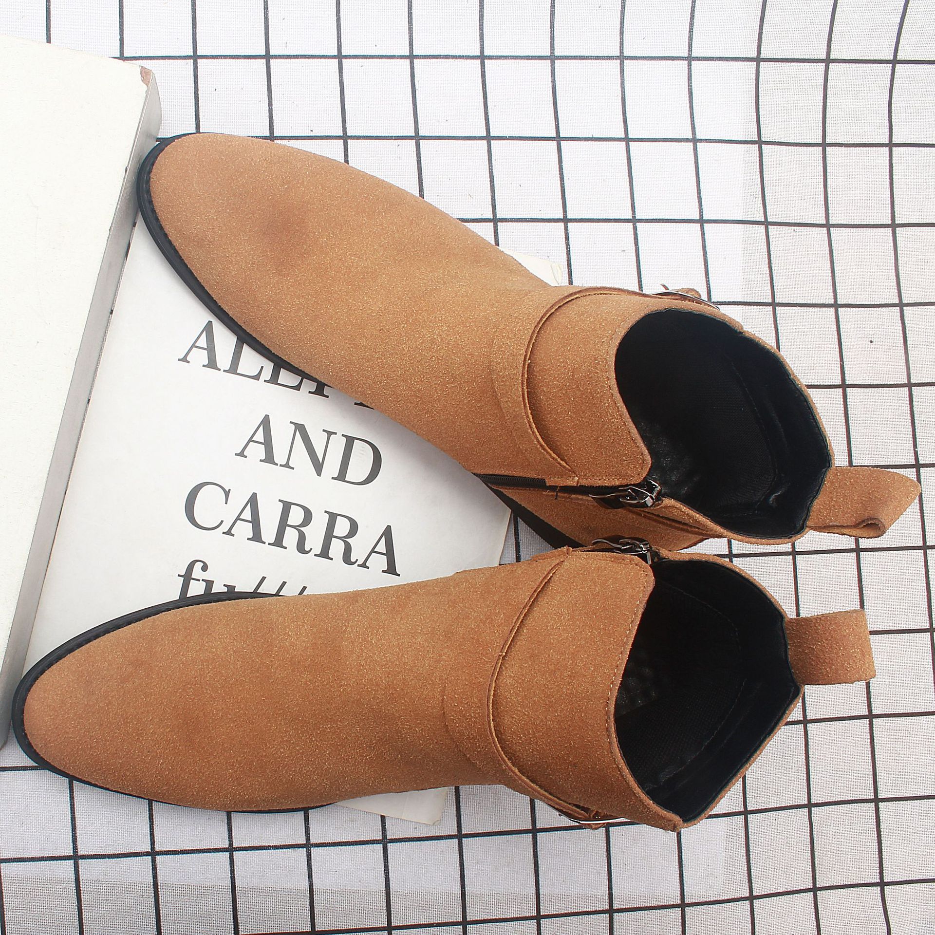 ��óŷ����������2025�＾�¿�����ʱ�аٴ��⴩Ƥ����ѥ��1249