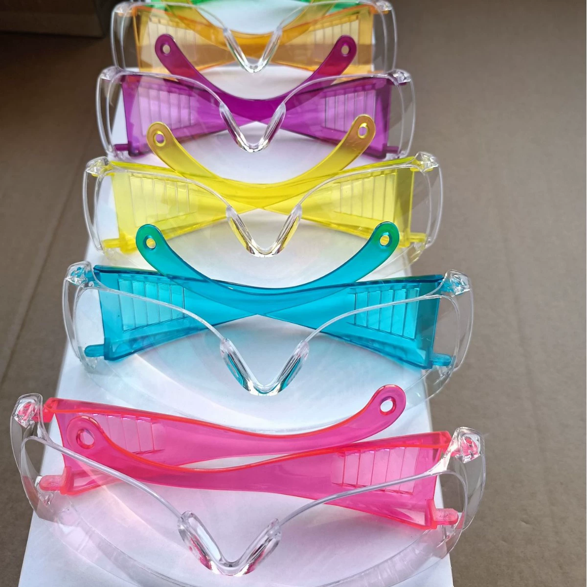 Цветные очки с жалюзи Таиланд водонепроницаемые очки против брызг ветрозащитные песочные защитные очки для охраны труда