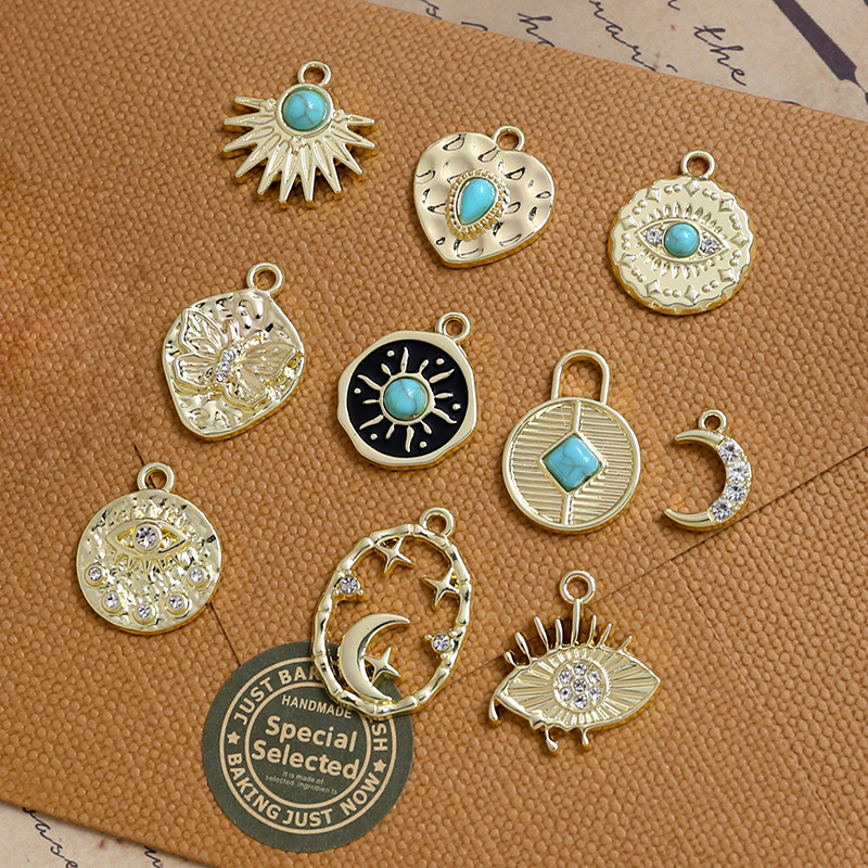 Inlay Design 1 Piece Alloy Turquoise Rhinestones Devil's Eye Moon Heart Shape