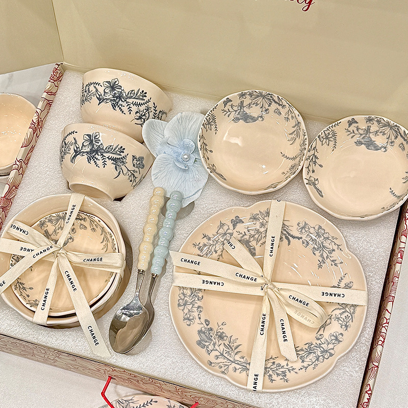 Kangmo French Retro Ceramic Dishware Set Household Tableware Housewarming Gift High-Value Dishes