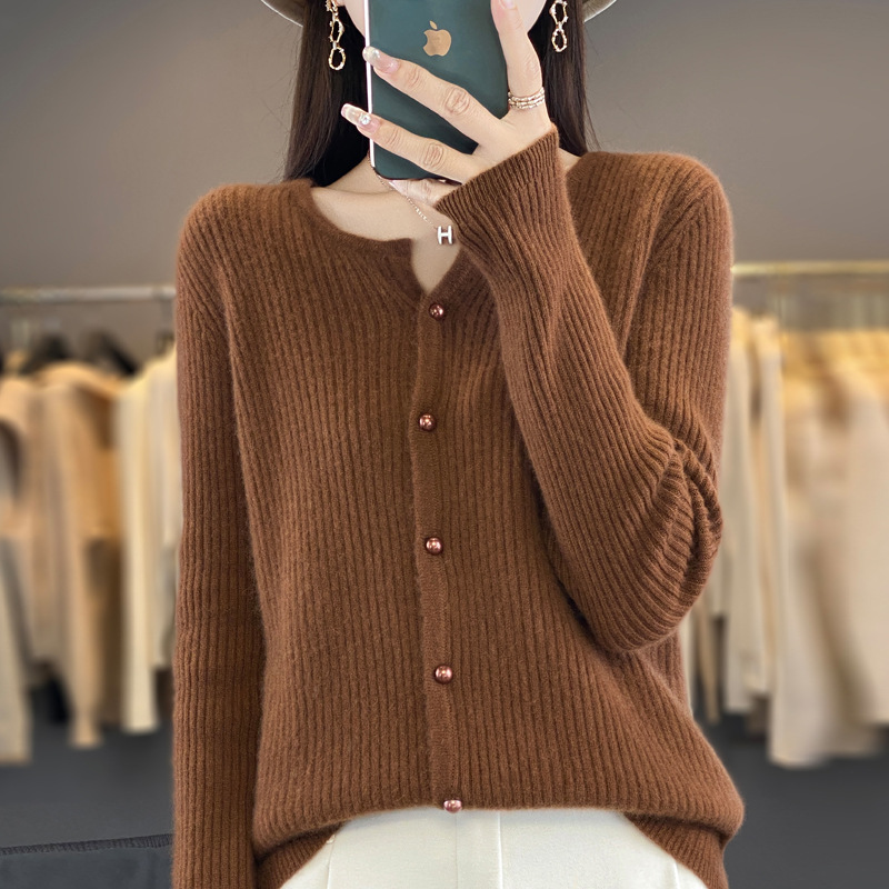 Woolen demi-season short cardigan