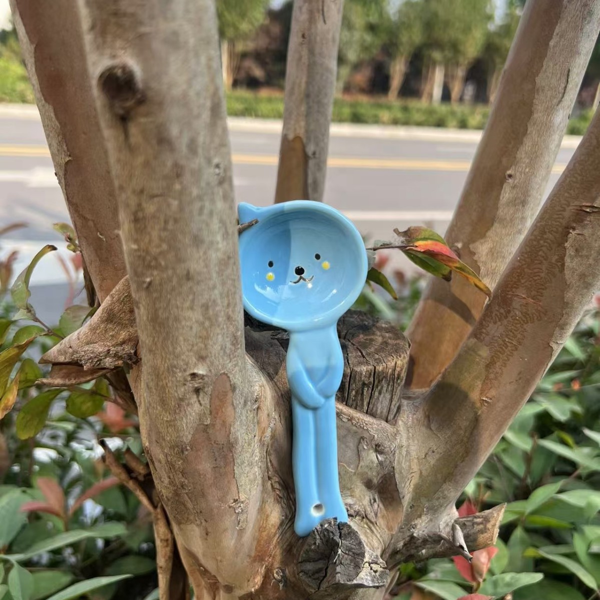 Large Handmade Ceramic Cartoon Spoon For Kitchen And Dining_voghion.com