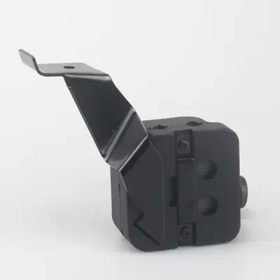 64119253081 applicable – Water pump