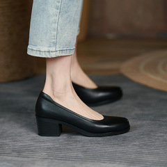 Women's Black Round-Toe Thick-Heeled Empty Stewardess Low Heel Thick Sole Professional Formal Leather Shoes for Bank Hotel Interview