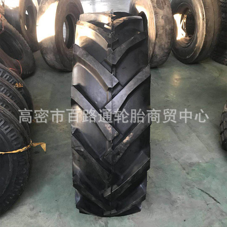 批发徐州甲子15.5/80-24人字轮胎 R-1文字花纹农用加厚耐磨真空胎