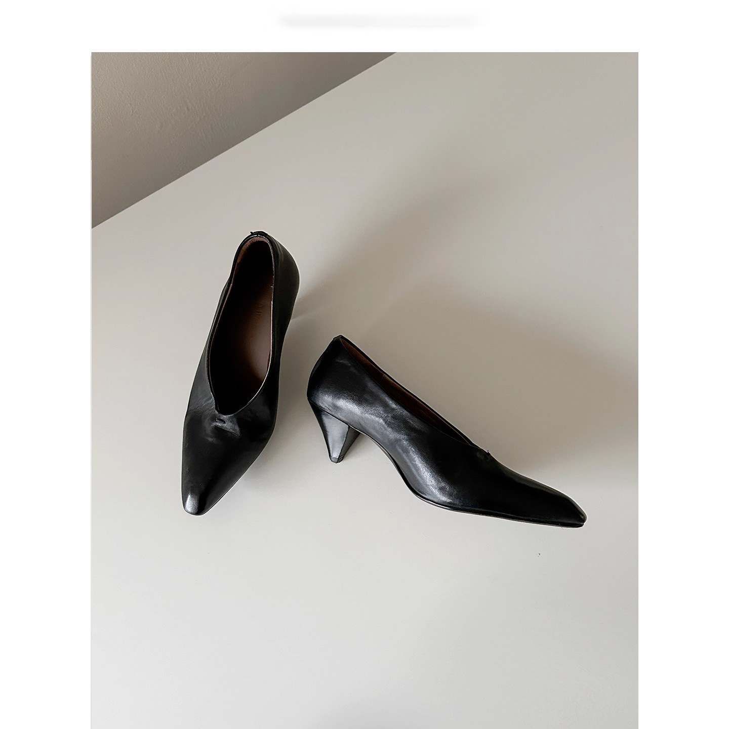 Summer retro elegant high heels