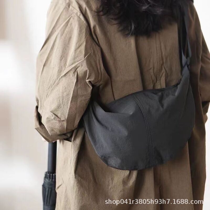 Bugu Forest Nylon Cloth Bag Women's Casual Bag Wide Shoulder Strap Shoulder Crossbody Bag Simple Lightweight Moon Bag B510