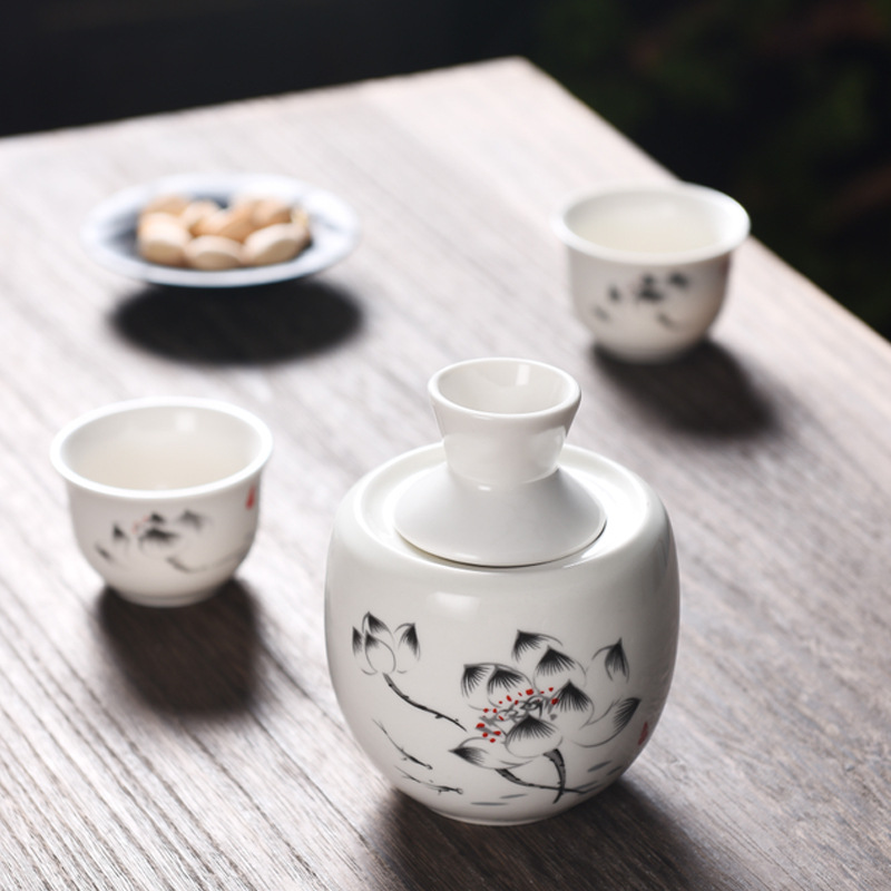小酒杯古风中国风复古怀旧老式陶瓷小酒盅传统酒壶套装好看精致的