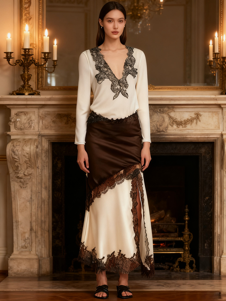 Elegant lace set