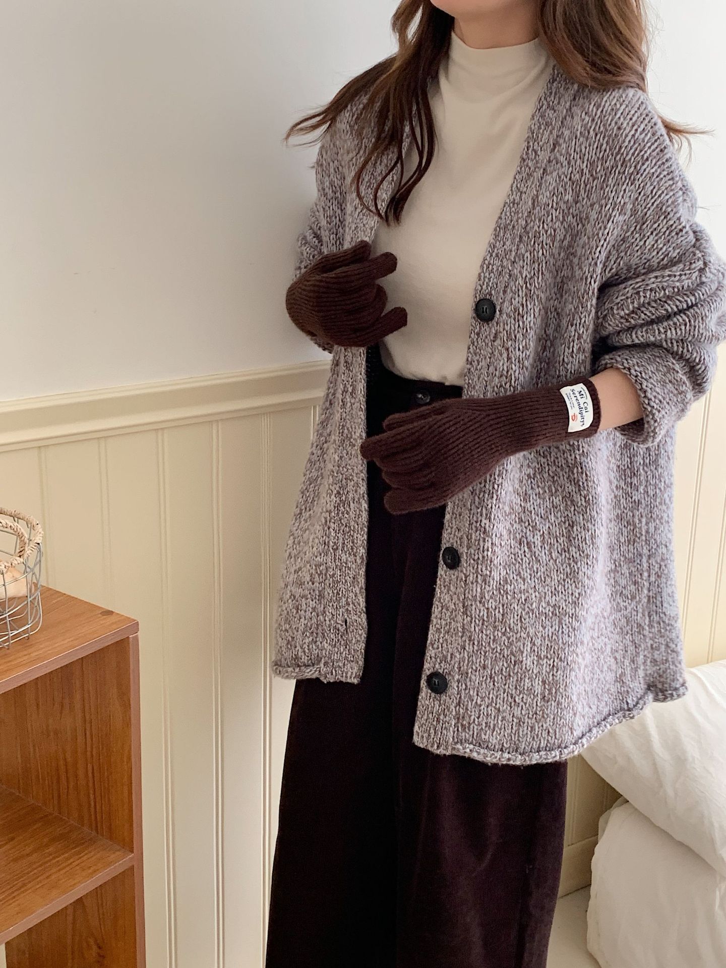 Inswind guantes de tejido de cordilla coreana de cachemira de color sólido de invierno caliente para mujeres arco de pantalla táctil guantes de dedo de moda