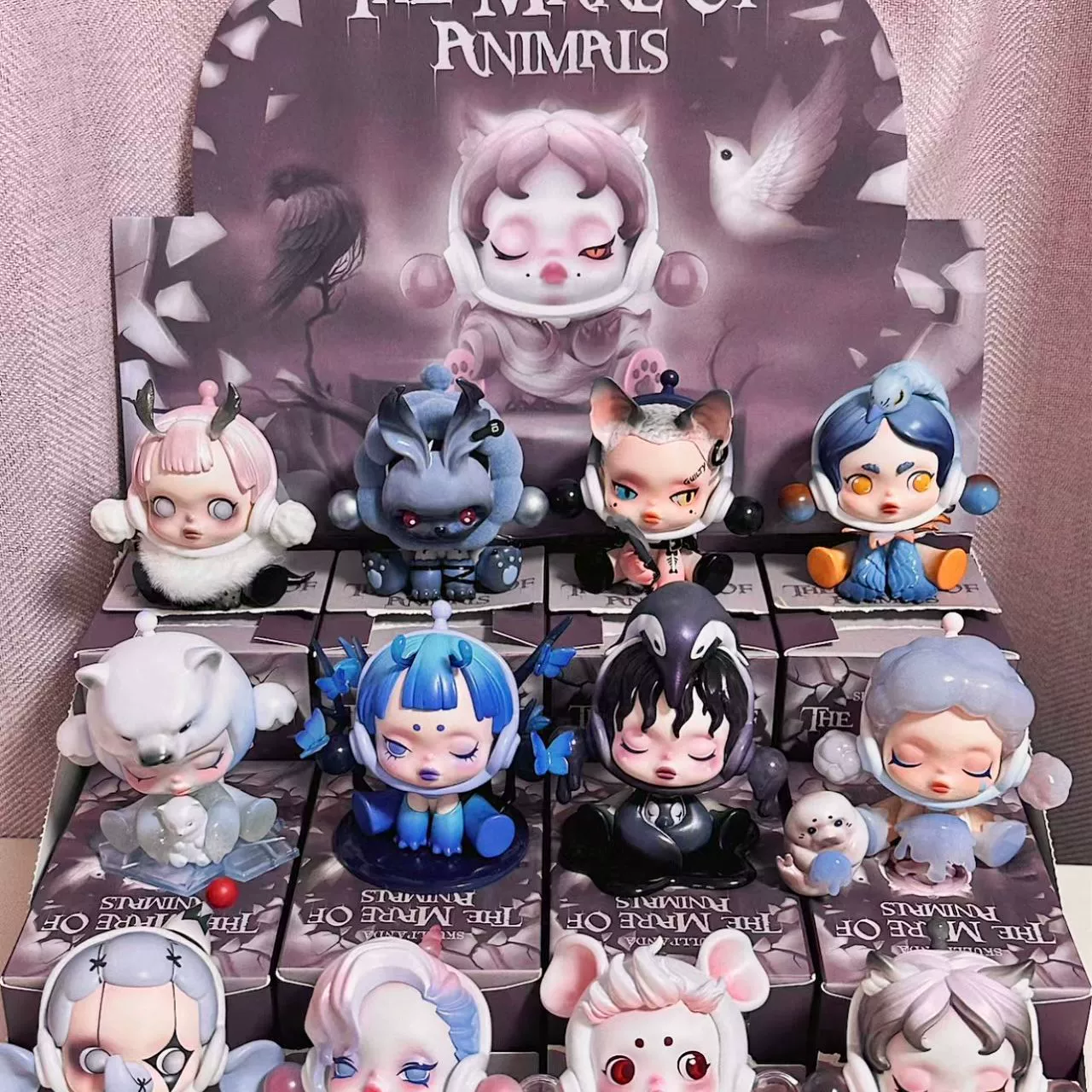 Фигурка в слепой коробке (SKULLPANDA) серия Dream Eater — коллекционная, 12+1 скрытый вариант