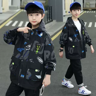 儿童男童外套春秋款2024新款中大童薄款春季帅气连帽冲锋衣潮风衣