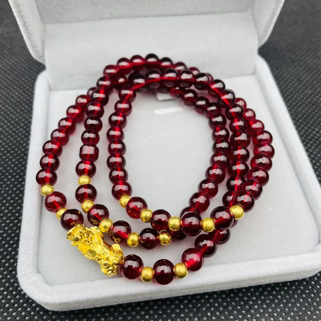 Оптовая продажа высокой имитации гранат винно-красный многолистный золотой аксессуар Женский браслет буддийский бисер мужской женский маленький подарок