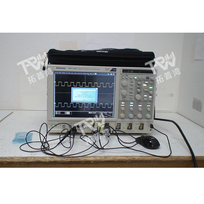 Tektronix 泰克 2.5GHz 40GS/s 四通道 DPO7254C  数字荧光示波器