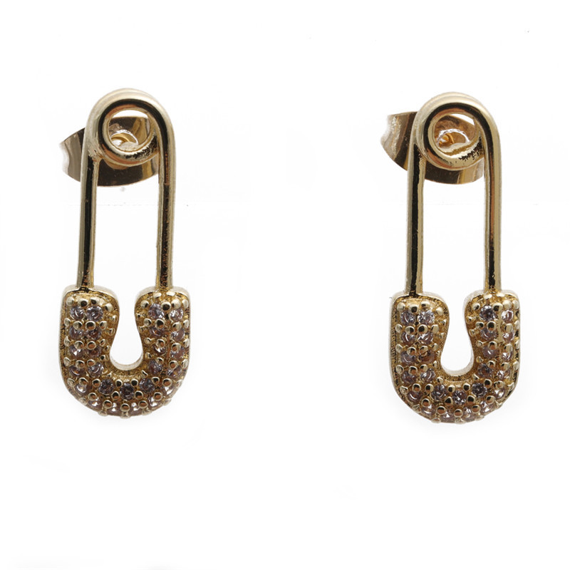 Transfronterizo nuevo cobre europeo y americano chapado en oro Cruz aretes diseño femenino sentido nicho personalidad amor pendientes