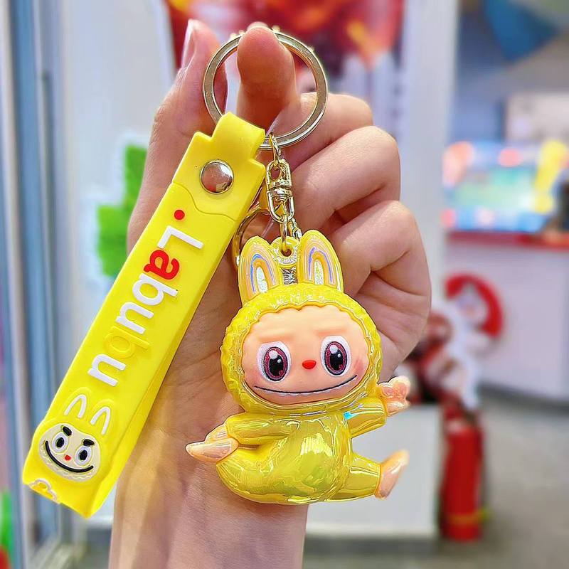 電気めっき布のキーホルダーが可愛いです。羊の人形が車のチェーンの鍵を飾ってくれます。|undefined