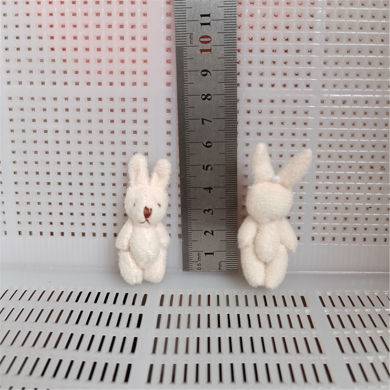 4cm米白色小兔子裸兔装饰品手套鞋子衣服T恤外套材料辅料配件礼物