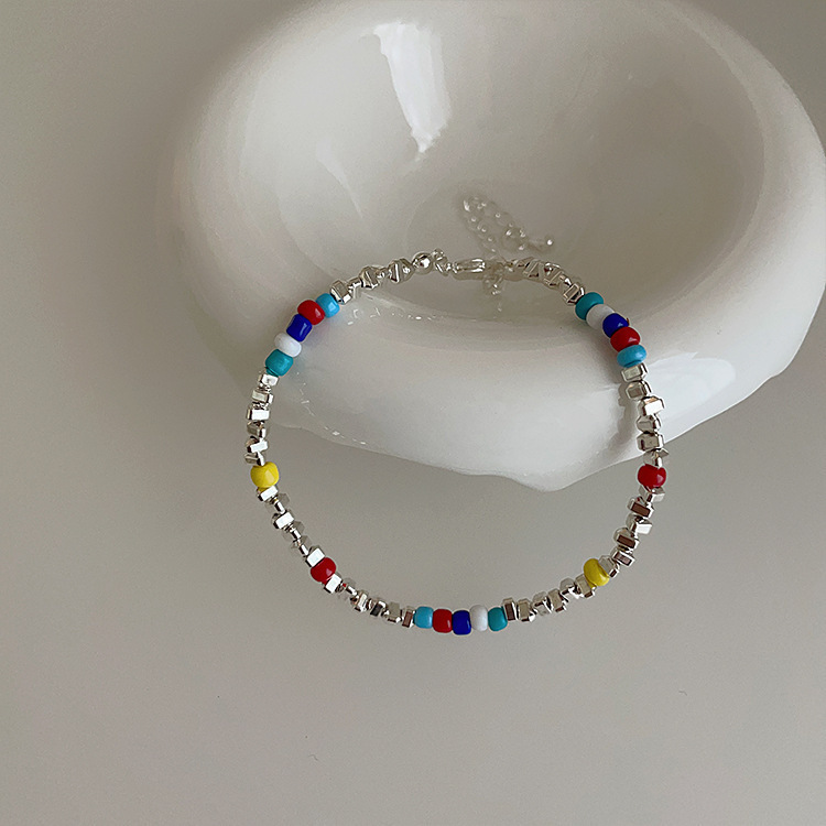 Collar con diseño de mariposa y flor, diseño de nicho moderno, cadena para clavícula, versátil, sensación de alta gama, fabricante de joyería para mejores amigas