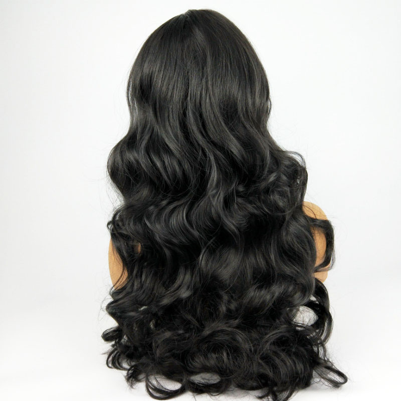 15922815611_1428410677