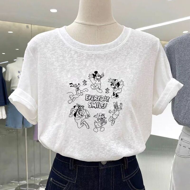 Unique Designer Snowflake Cotton Short-Sleeve T-Shirt for Women, Fashionable and Stylish, Very Attractive White Top for Summer Unique Designer Snowflake Cotton Short-Sleeve T-Shirt for Women, Fashionable and Stylish, Very Attractive White Top for Summer