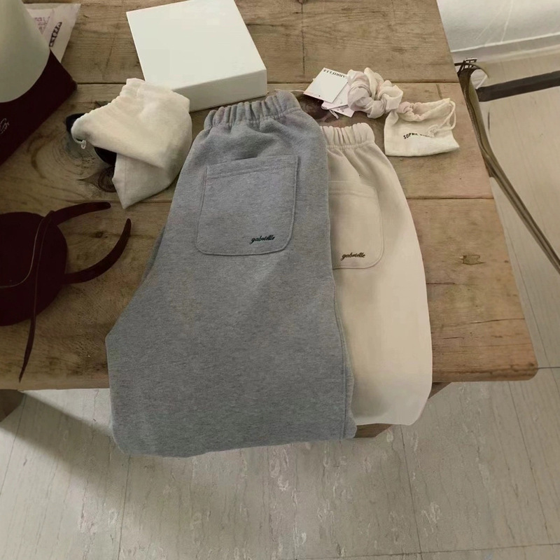 In-Stock Korean Dongdaemun Ga*Rielle Elastic Waist Sweatpants with Pocket Embroidery Korean Style Drawstring Fleece Joggers