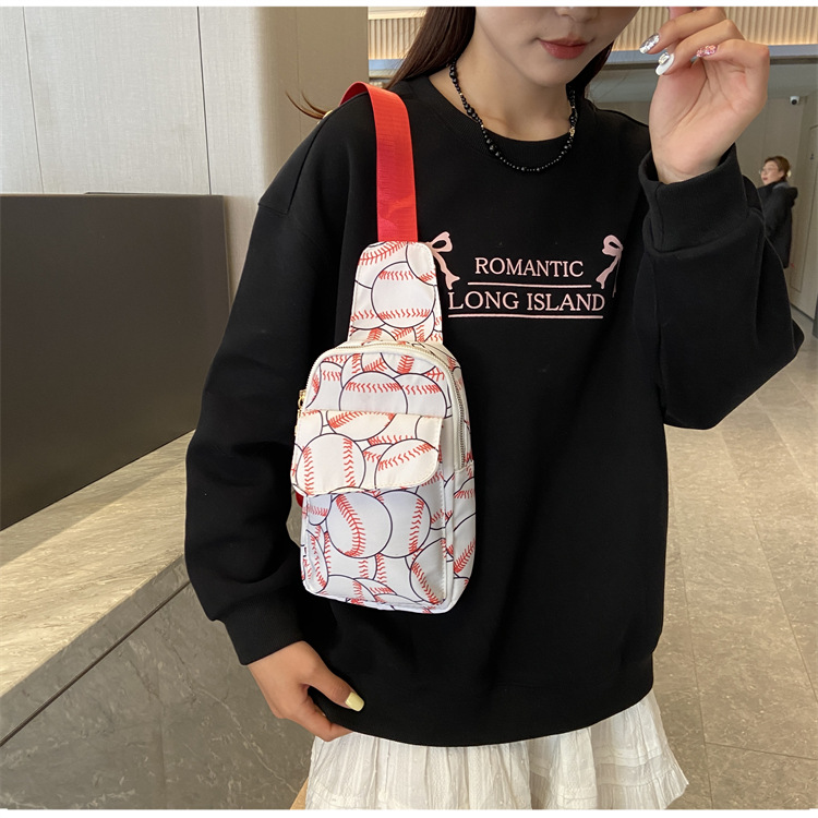 Women's Medium Nylon Ball Streetwear Square Zipper Fanny Pack display picture 14