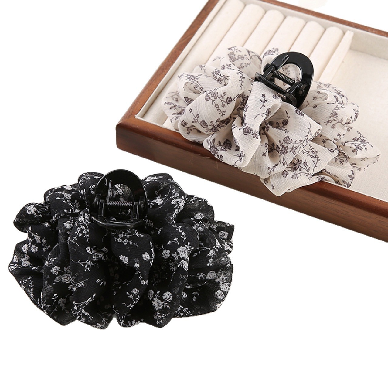 Grimm's Fairy Tale Fluffy Floral Tassel Pendant Hair Display Volume French Delicate Lazy Hairpin Ponytail Elegant Hair Accessories