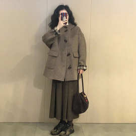 小香风短款牛角扣毛呢子大衣外套女秋冬季韩系小个子高级感赫本风