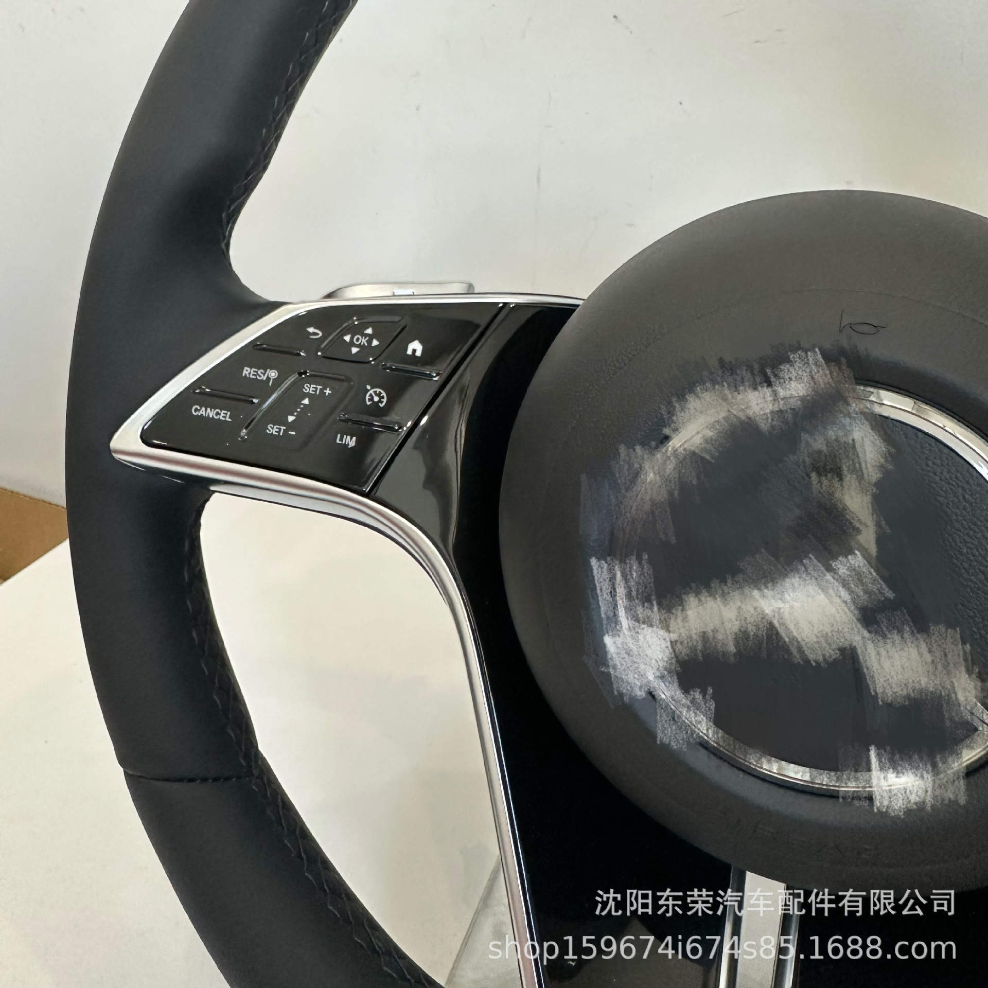 Suitable for Mercedes-Benz Old Acegs Class Cla Cle Gla Glc Gle Mlk Modified Butterfly Steering Wheel