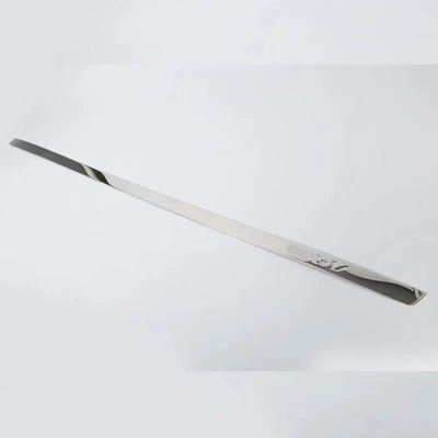 Şüşə kənarı xromları/moldingləri: New CRV Middle Net Trim - electroplating-tailgate-trimstainless-steel1m