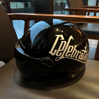 Newly certified safety helmet for electric motorcycles and scooters, suitable for men and women in all seasons, summer safety helmet, national standard, sun protection half helmet