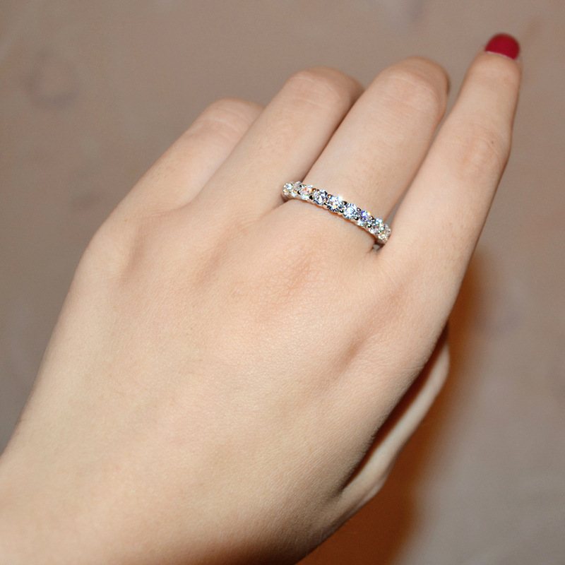 Fashionable Single Row Full Diamond Ring For Women Unique Round Ring_voghion.com