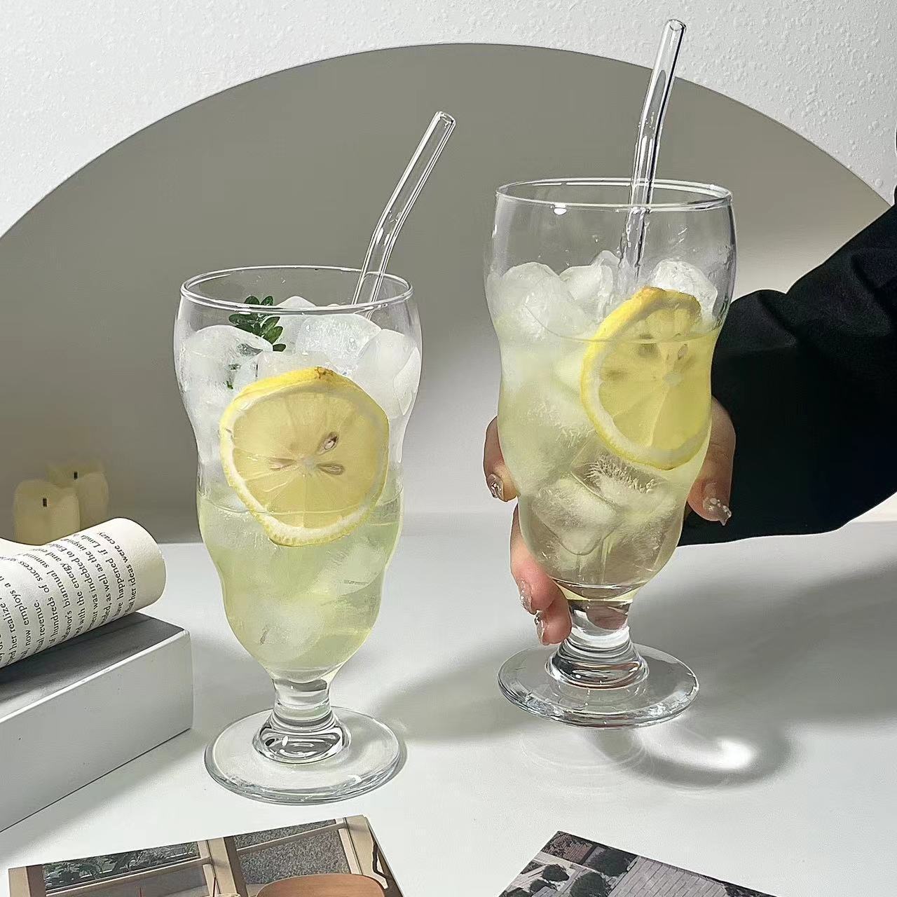 Personalidad irregular taza de jugo de pie alto taza de vidrio taza de cóctel taza de soda taza de batido taza de té frutas taza de bebida fría