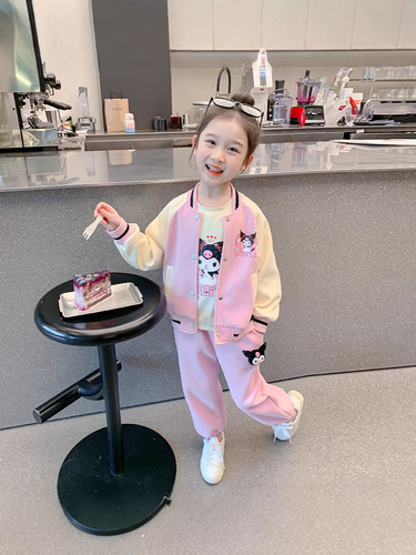 Children's sportswear set for spring and autumn 2025, new stylish kids' casual baseball suit for babies, three-piece spring outfit