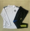 2526 Half-Zip Manchester United White - Manchester United