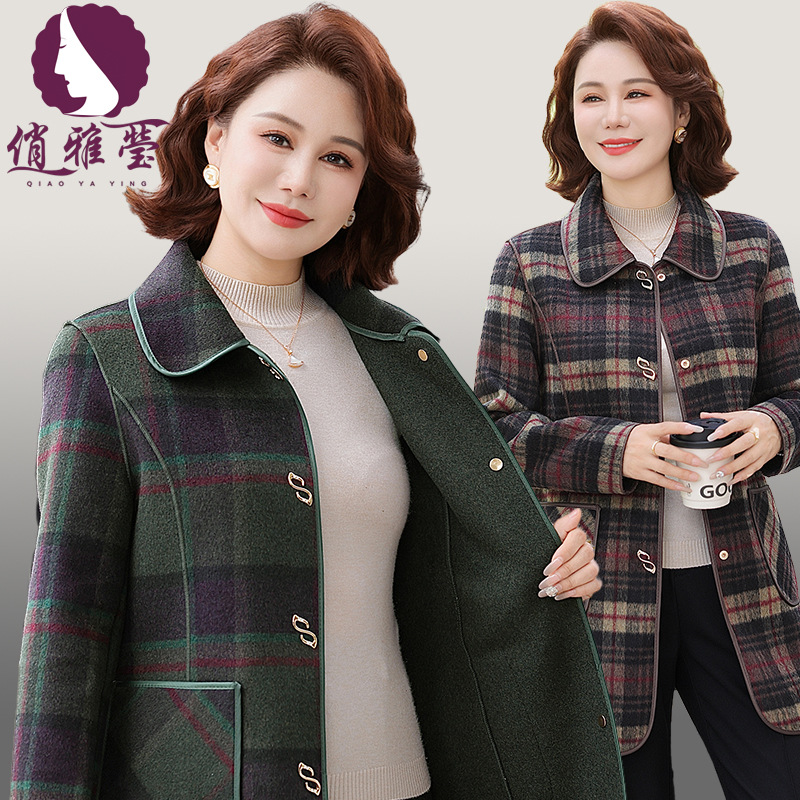 妈妈春装毛呢外套翻领短款中老年女士春秋装妮子洋气格子夹克开衫