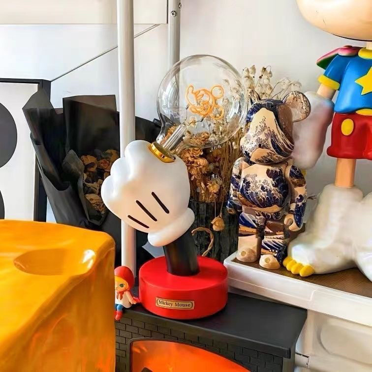 トレンディなミッキーハンド小型テーブルランプハンドヘルドランプ手作りトレンディな人形ホームリビングルームベッドルームベッドサイド装飾装飾品|undefined