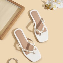 �����ɫ�c�YŮʿ����������ȼ����e�r�����m�ٴ�ƽ�כ���Ь