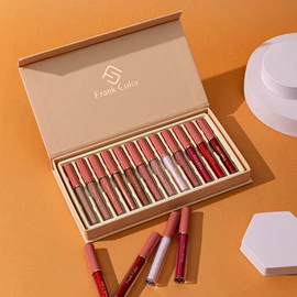 眼影;唇釉;遮瑕