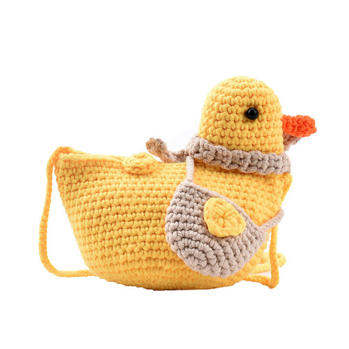 Cute cartoon wool duck knitted shoulder bag, fashionable women's crossbody bag, autumn and winter new children's mobile phone bag, trendy