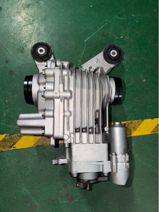 Suitable for the rear differential assembly of A3, S3, Q2, Skoda Superb, Quattro, and Golf R