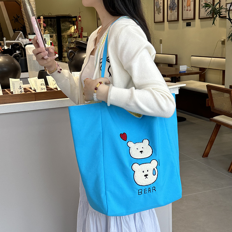 귀여운 일러스트 세로형 어깨  땀 흘리는 곰 (감색)