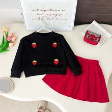 跨境热销款女童2025秋冬季长袖草莓上衣加百褶裙两件套时尚套装