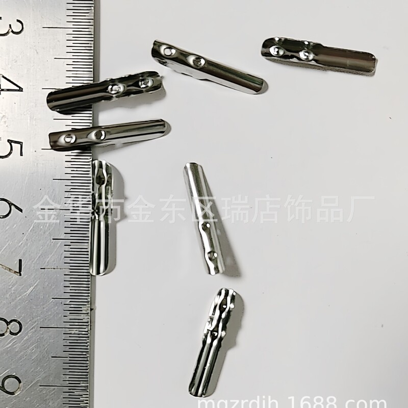 Factory wholesale 2cm long two-point nail buckle stainless steel buckle rope buckle half Baotou rope buckle barbed iron Factory wholesale 2cm long two-point nail buckle stainless steel buckle rope buckle half Baotou rope buckle barbed iron