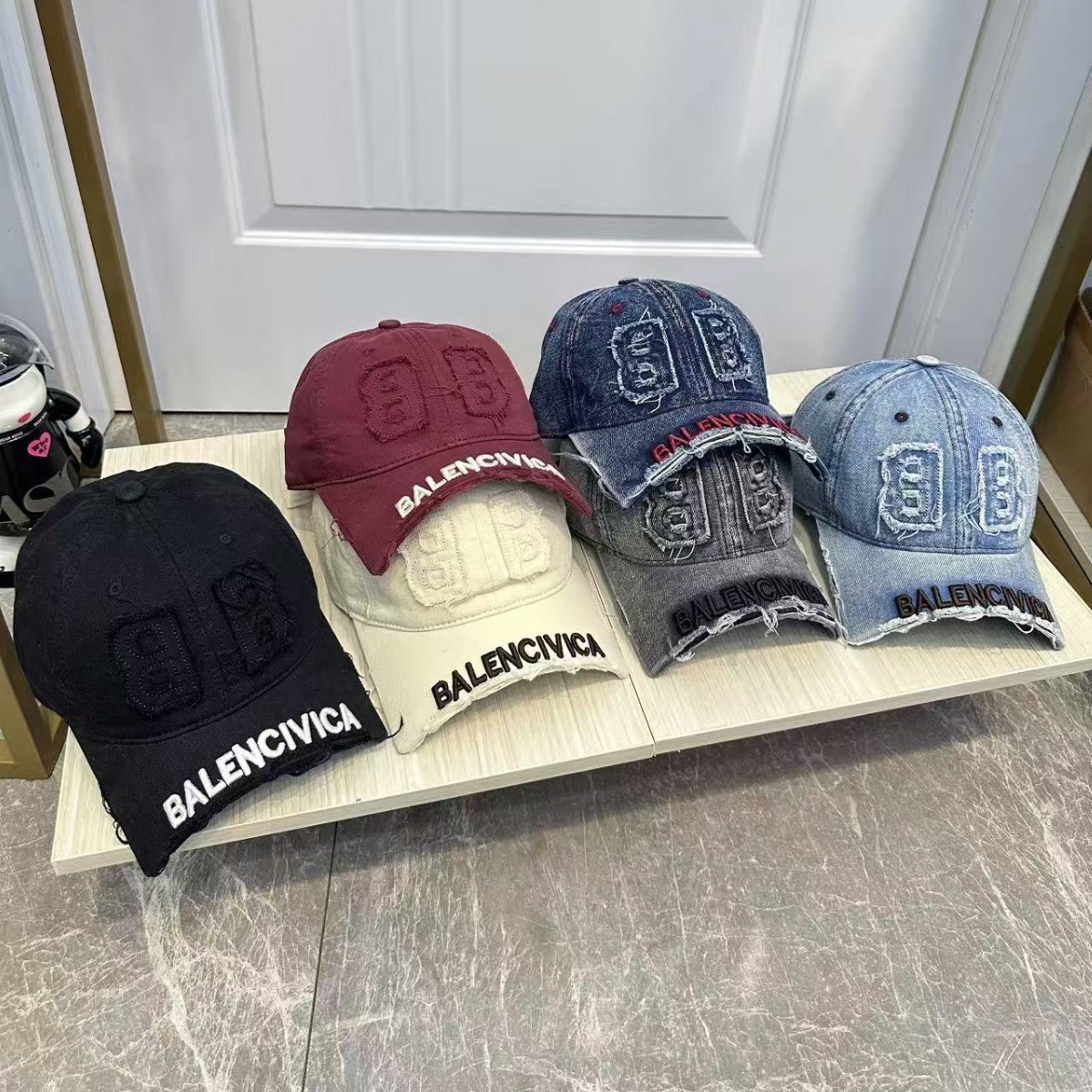 Nueva gorras de béisbol con bordado de agujeros lavados retro para hombres y mujeres, superior suave, aleros cuadrados, letras B casuales, gorras casuales