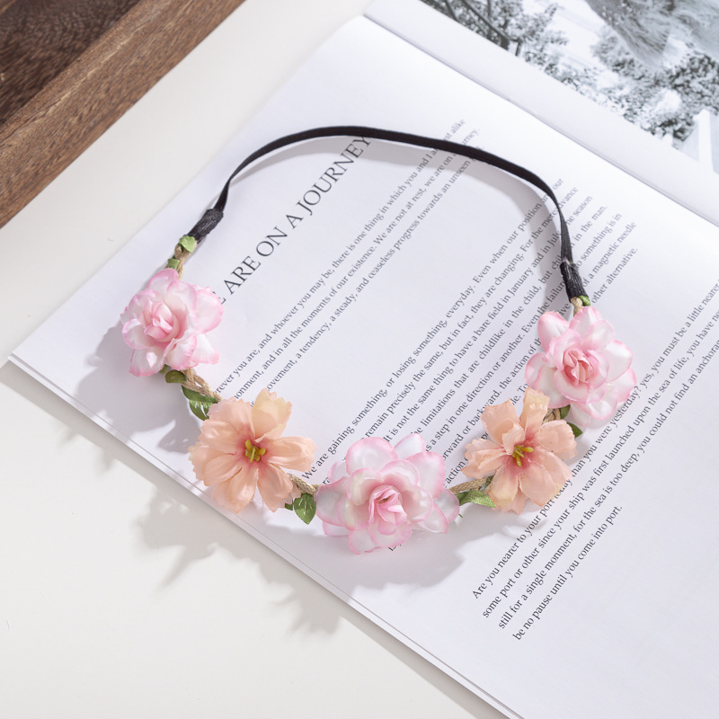 Sweet Women's Flower Cloth Hair Band Wreath display picture 6